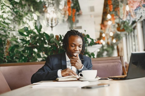 Top plateformes de rencontre à adopter en 2025 : sélection essentielle